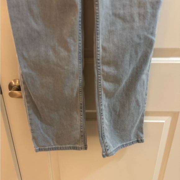 Abercrombie & Fitch Light Blue Straight Leg Jeans - Picture 8 of 11